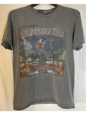Lil Wayne Tha Block Is Hot Hip-Hop Artist Graphic T-Shirt Distressed Gray - M